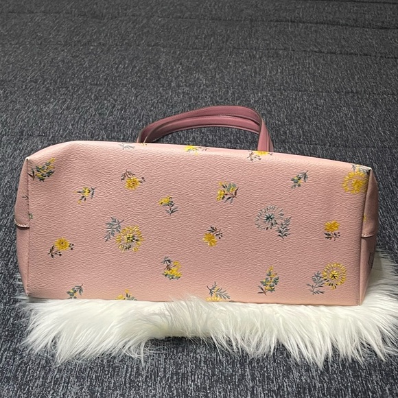Coach Pink Floral Print Tote - Picture 5 of 16
